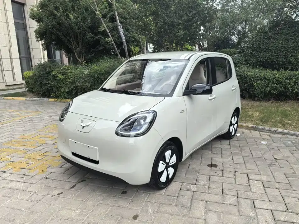 Wuling Motors Hongguang MINIEV 4-Door Advanced 2026