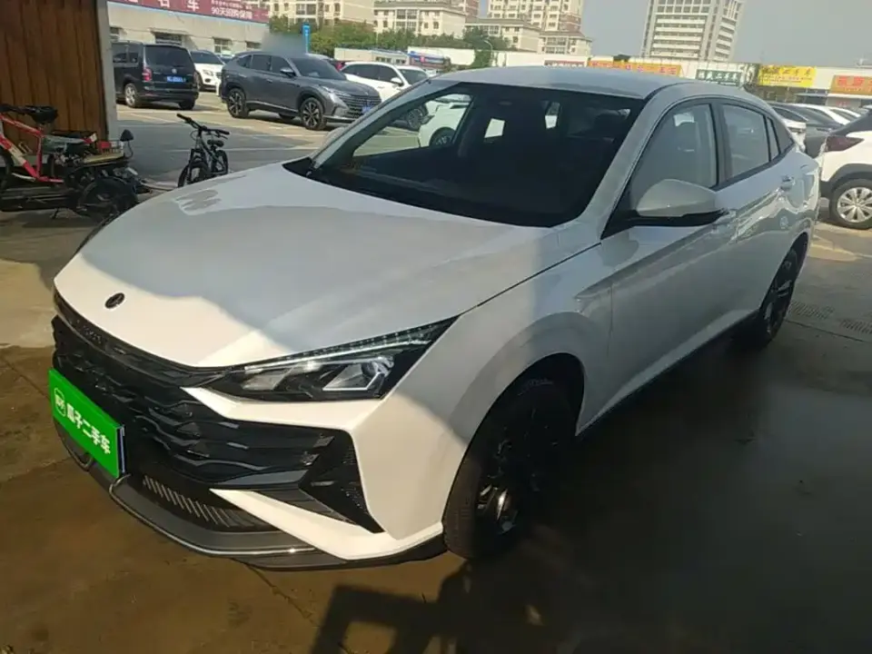 Dongfeng Aeolus Yixuan 1.5L Auto Luxury 2025