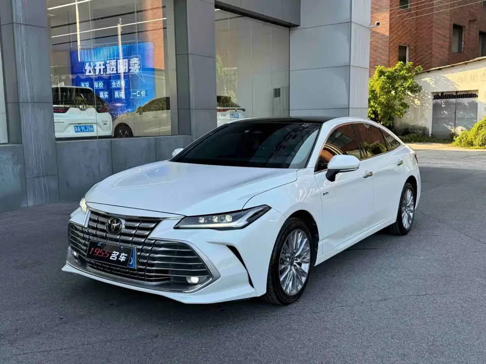 Toyota Avalon Hybrid 2.0L Luxury Edition 2025