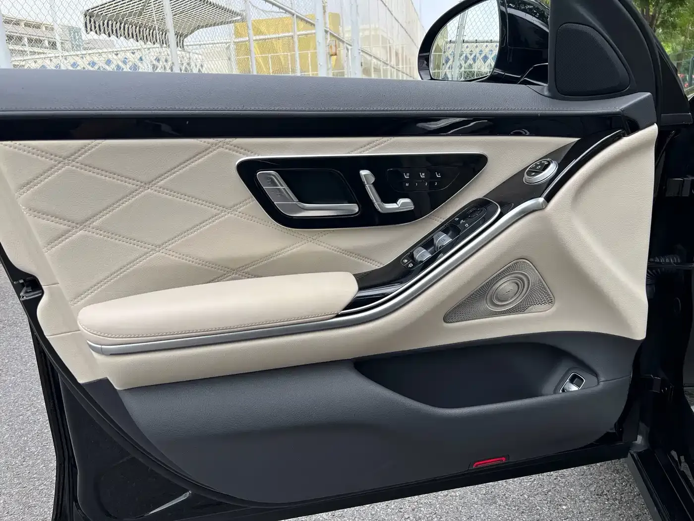 Mercedes-Benz Maybach S-Class S 480 4MATIC 2024 — фото 22