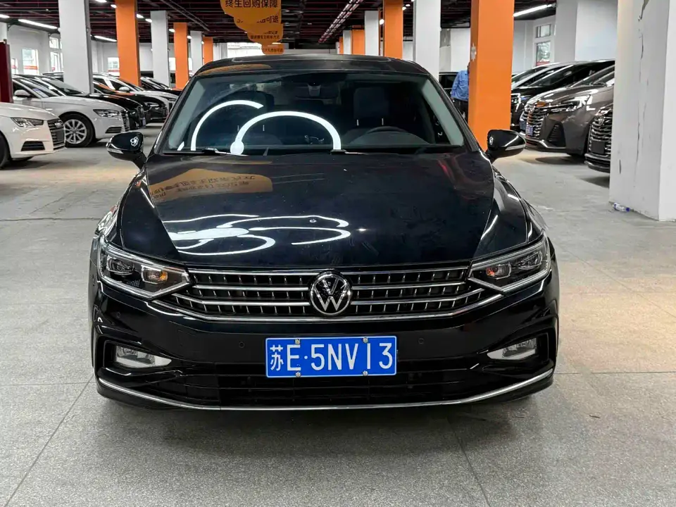 Volkswagen Magotan 2 Million Units Anniversary Edition 330TSI DSG Leading Type 2023