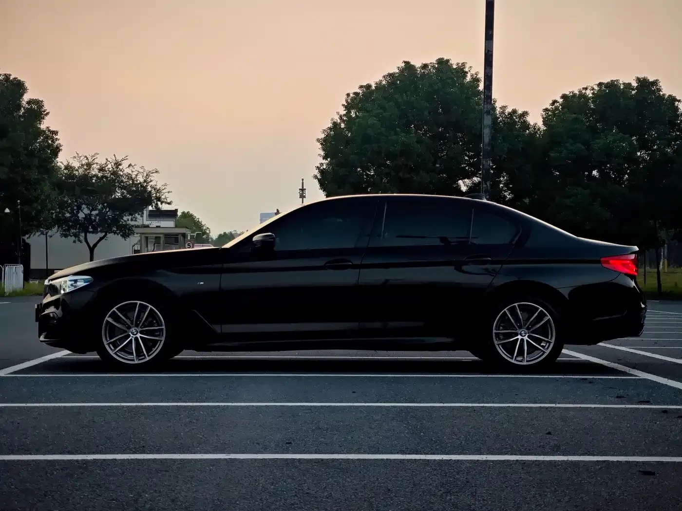 BMW 5 Series 525Li M Sport Package 2019 — фото 4