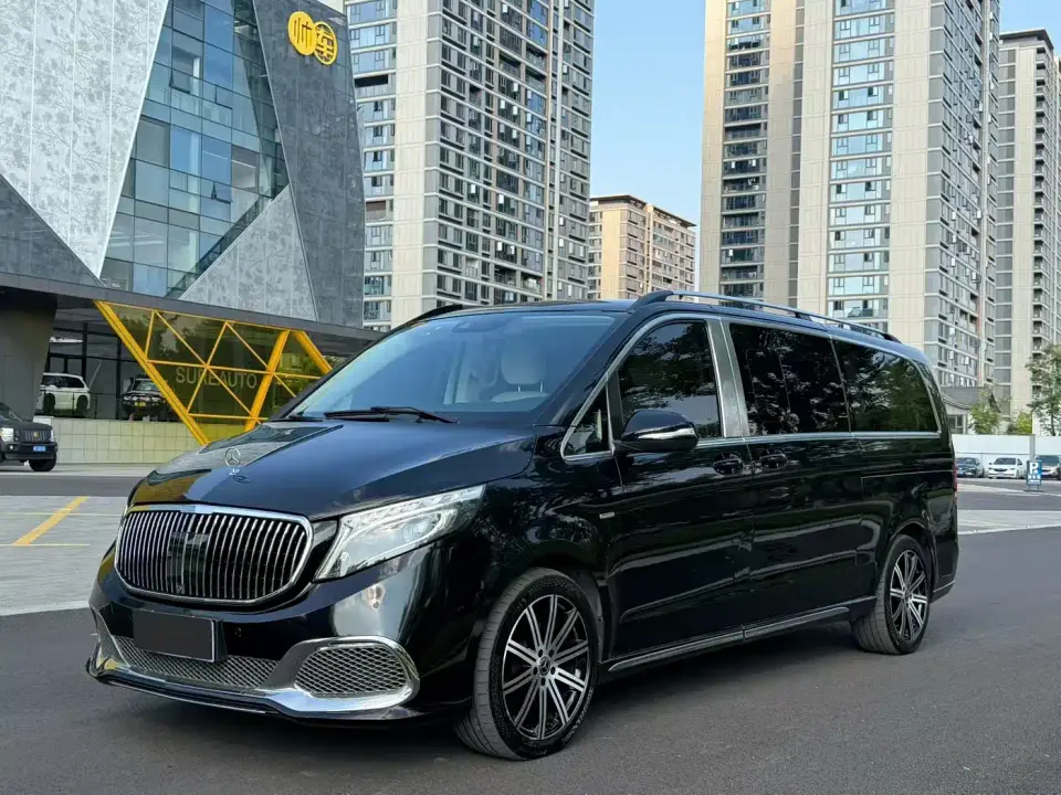 Mercedes-Benz V-Class Model V 260 L Long Wheelbase Luxury 2022