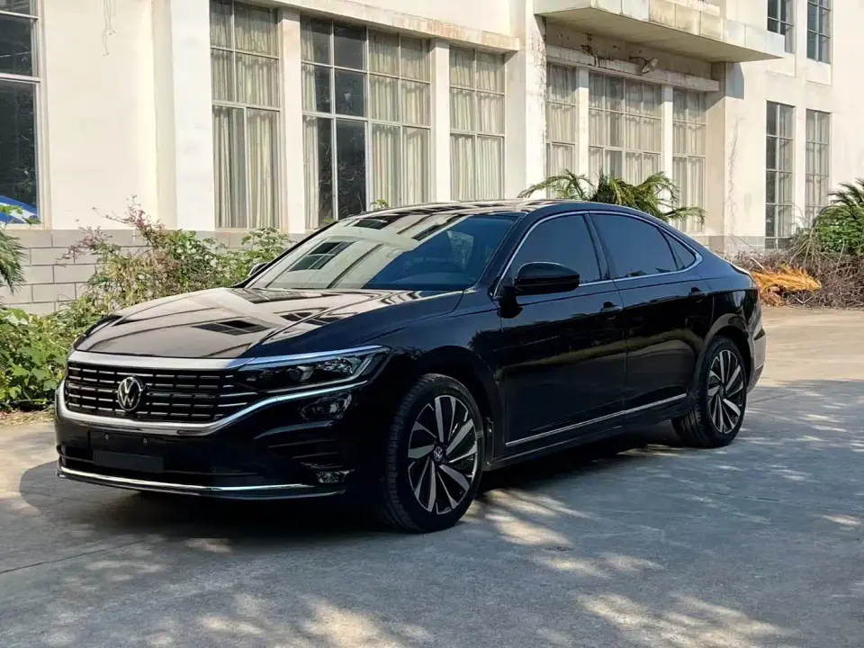 Volkswagen Passat 330TSI Elite Edition 2022