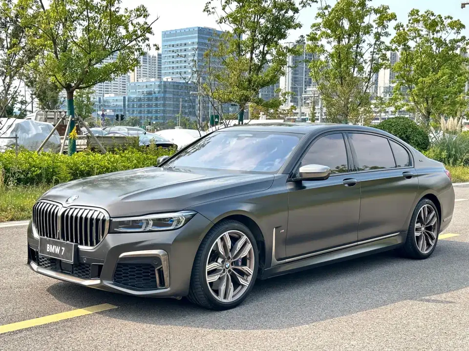 BMW 7 Series Facelift M760Li xDrive V12 Sport Package 2020