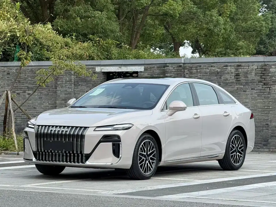 Roewe M7 DMH 1.5T 115km Mid-range 2026