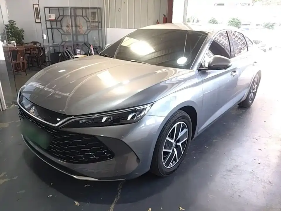 BYD Qin L DM-i 120KM Leading 2025
