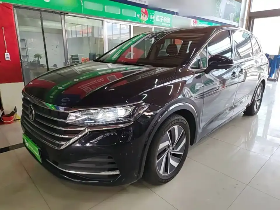 Volkswagen Viloran 330TSI Luxury Edition 2021