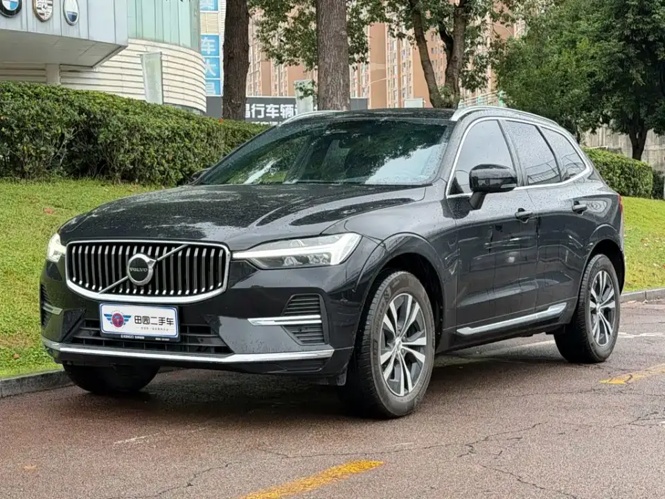 Volvo XC60 B5 AWD Zhiyi Luxury Edition 2024