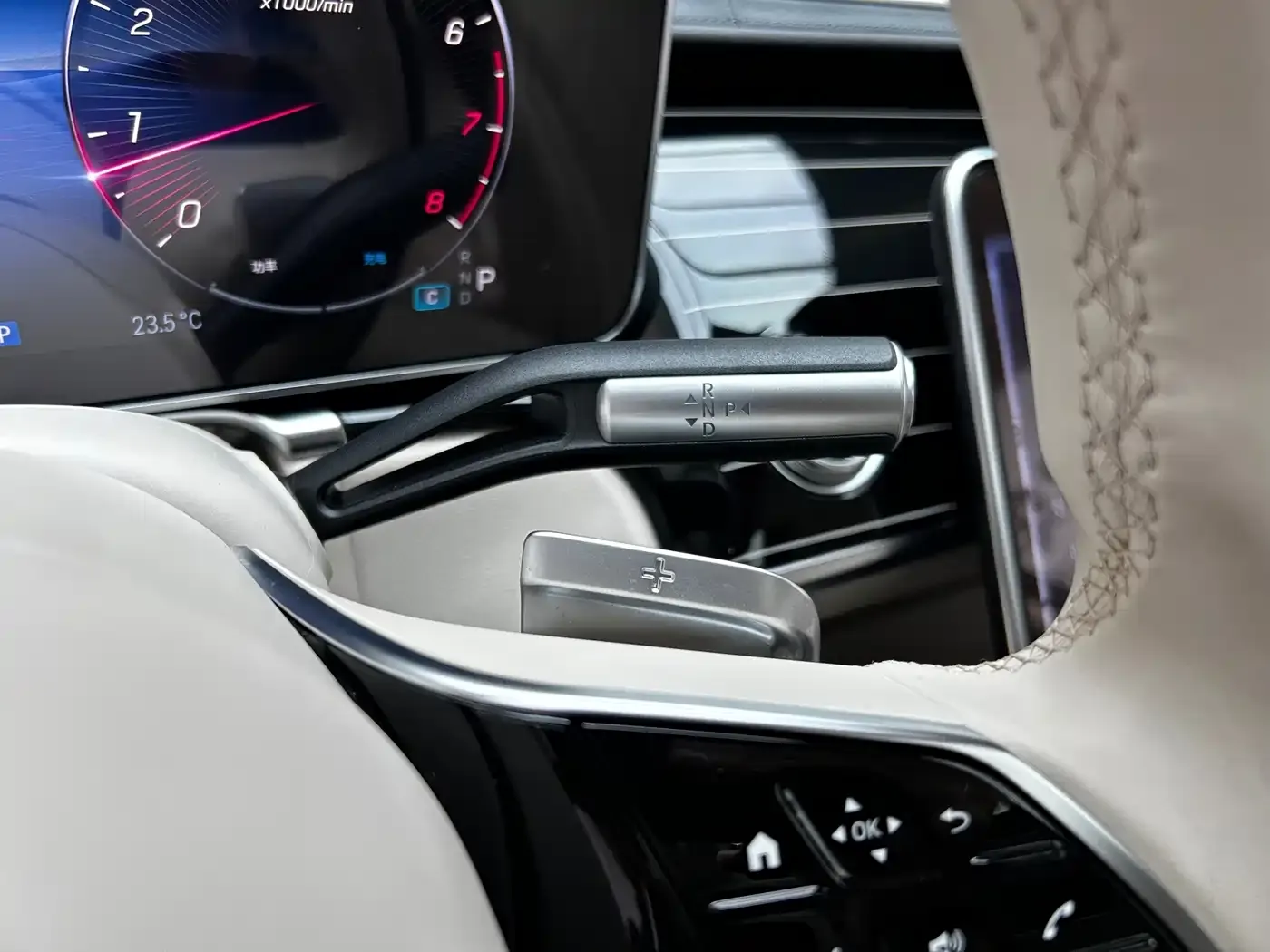 Mercedes-Benz Maybach S-Class S 480 4MATIC 2024 — фото 12