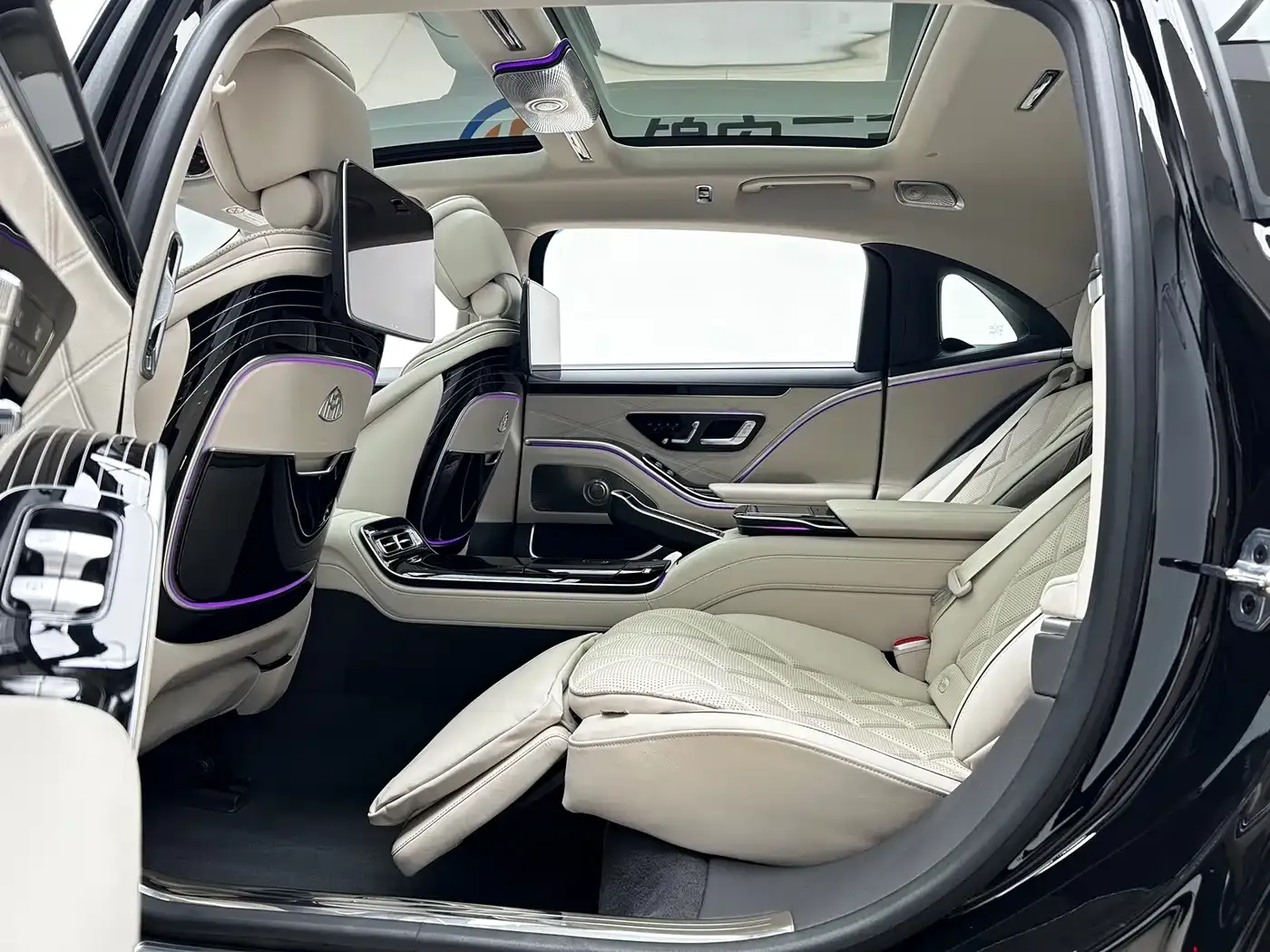 Mercedes-Benz Maybach S-Class S 480 4MATIC 2024 — фото 14