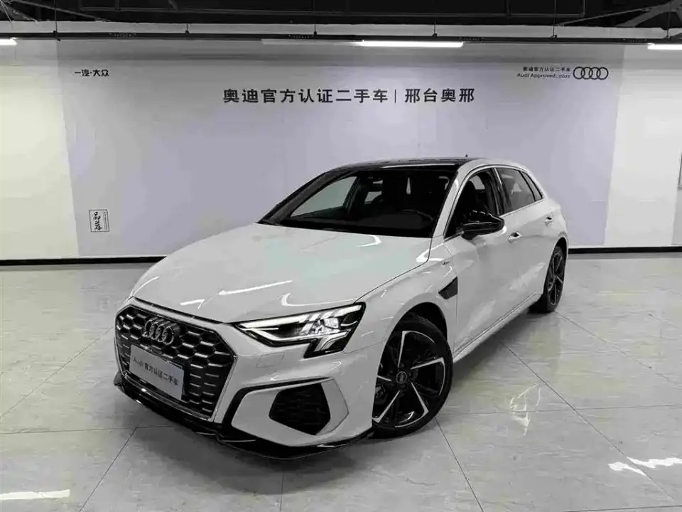 Audi A3 Facelift Sportback 35 TFSI Fashion Sport 2023