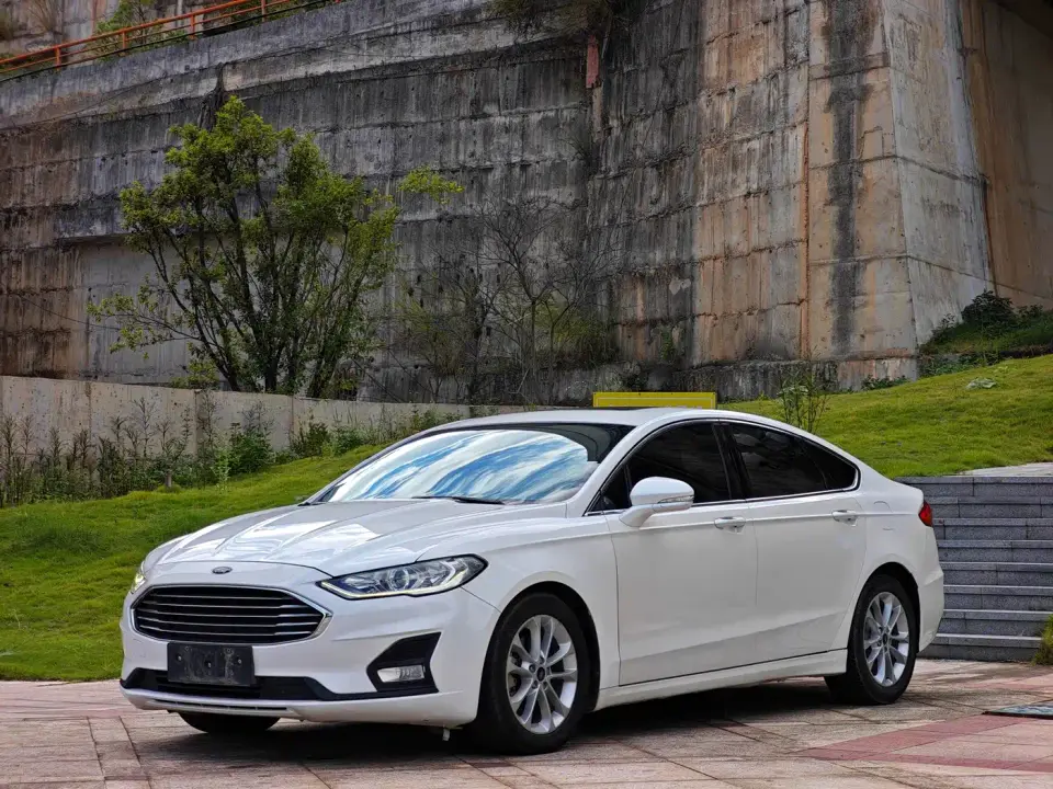 Ford Mondeo EcoBoost 180 Smart Control Fashion China VI 2019