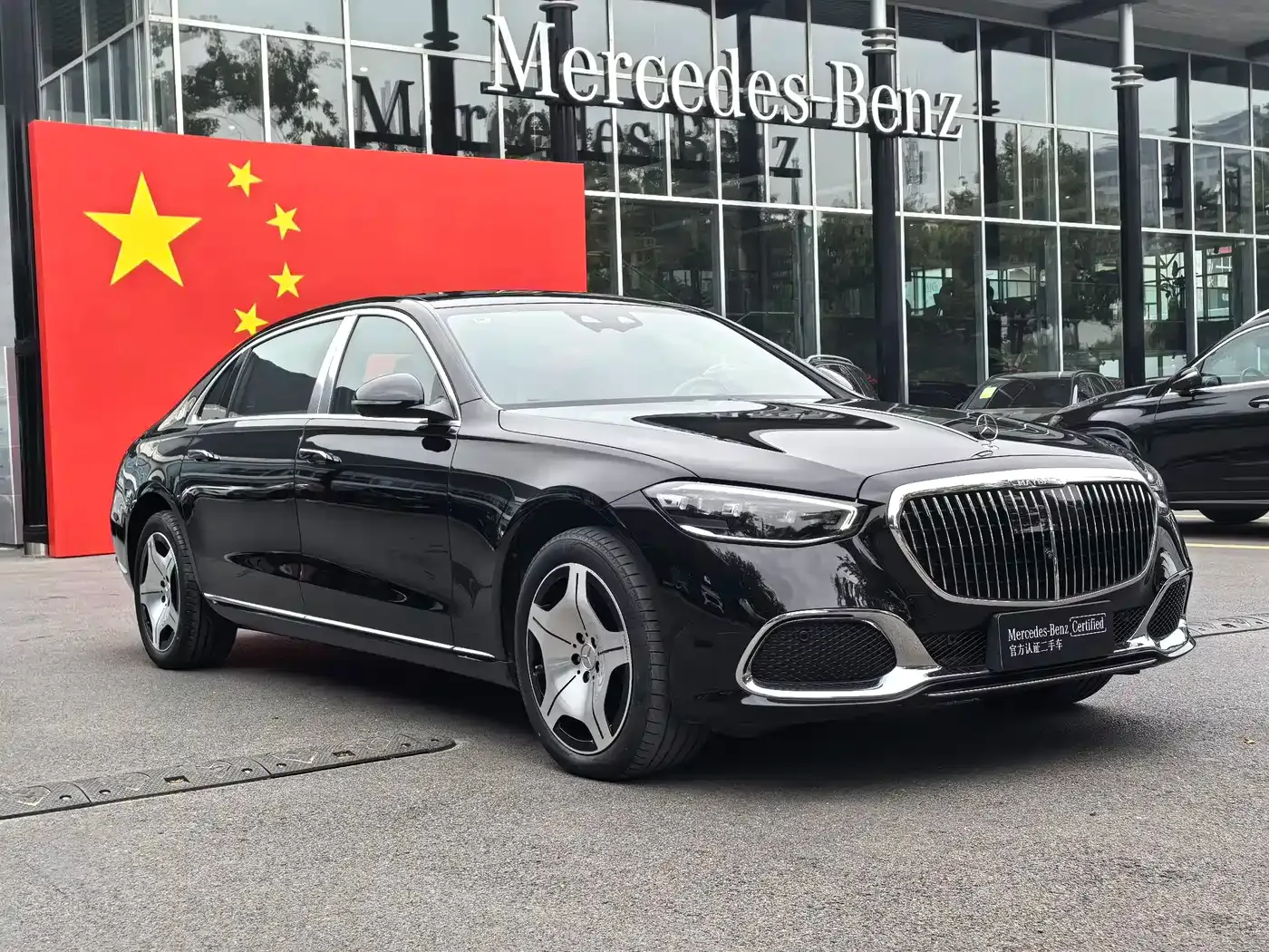 Mercedes-Benz Maybach S-Class Model S 480 4MATIC 2025 — фото 5