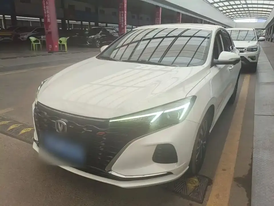 Changan Eado PLUS Blue Whale NE 1.4T GDI DCT Premium 2021