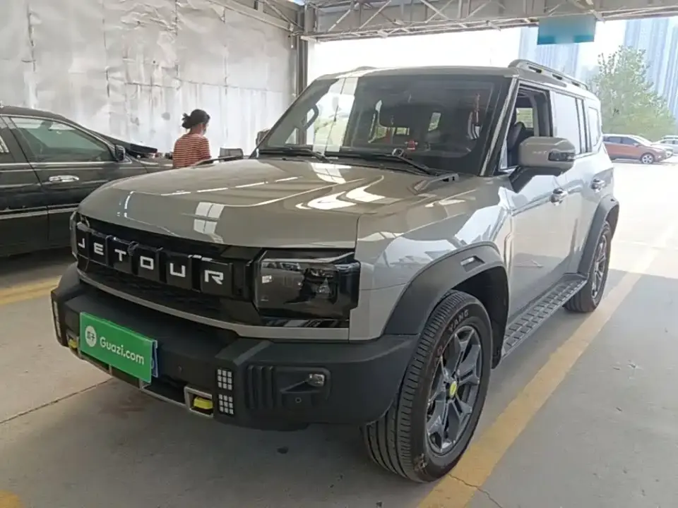Jetour Traveler Model 2.0T 4WD Cross PRO 2024