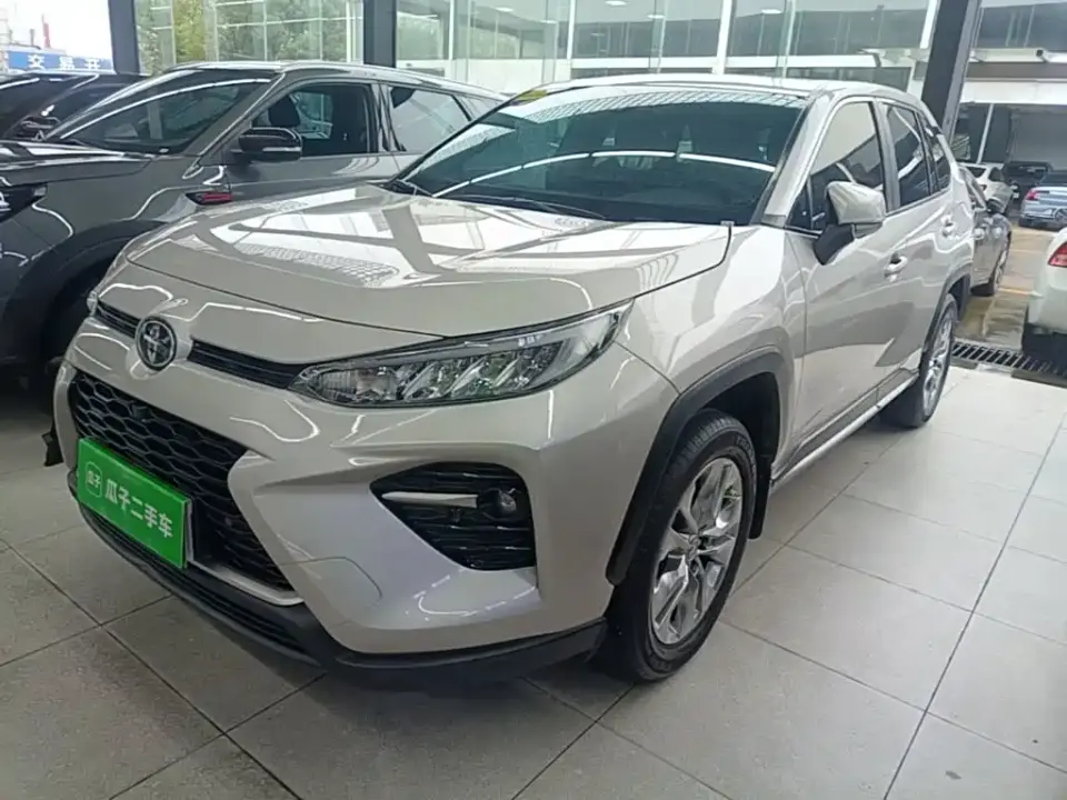 Toyota Wildlander 2.0L CVT FWD Luxury PLUS Edition 2022