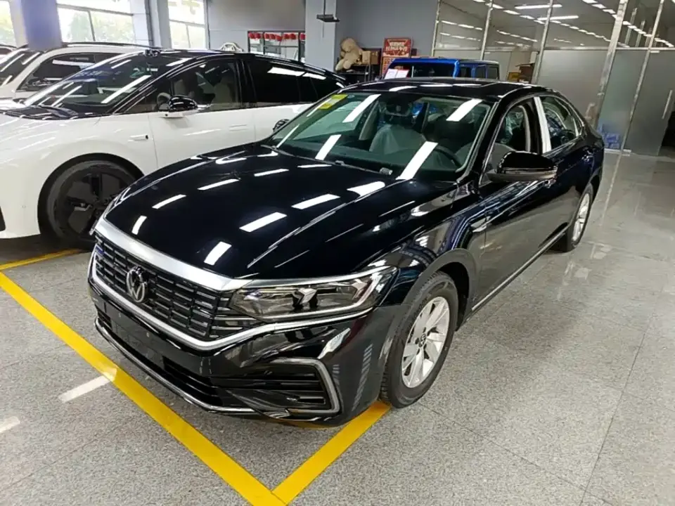 Volkswagen Passat New Energy 430PHEV Hybrid Business Edition 2025