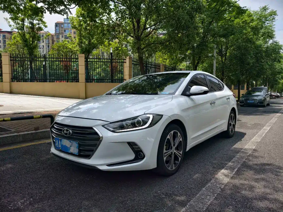 Hyundai Elantra 1.4T DCT Dynamic·Vitality Model 2019