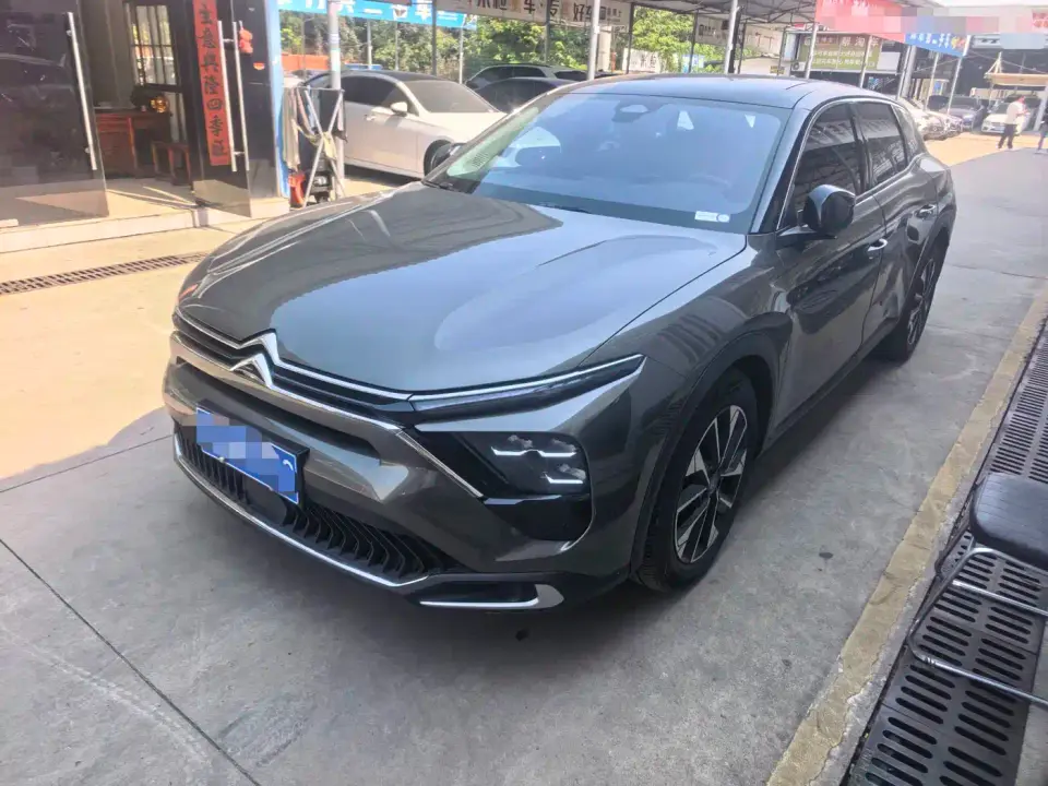 Citroen Versailles C5 X 1.6T Enjoy Extraordinary Tiger Year Opening Edition 2022