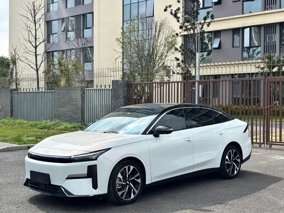 Geely Galaxy Galaxy L6 125km Starship 2024
