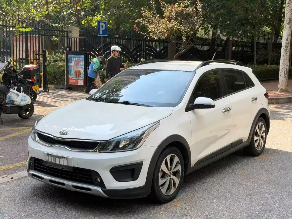 Kia KX CROSS 1.4L AT GLS 2019