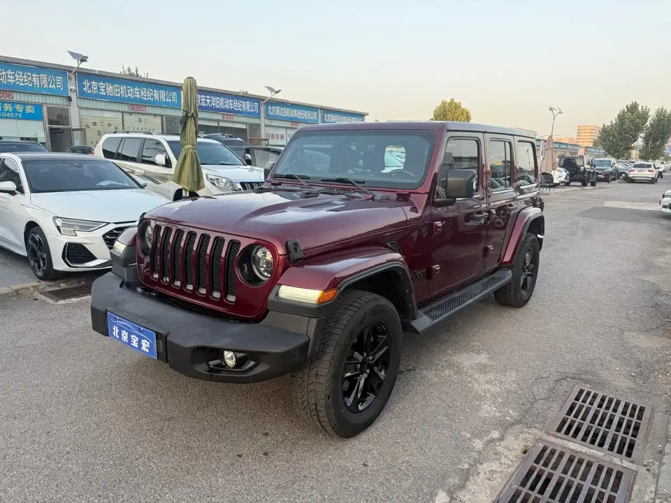 Jeep Wrangler 2.0T Highland 4-Door 2024