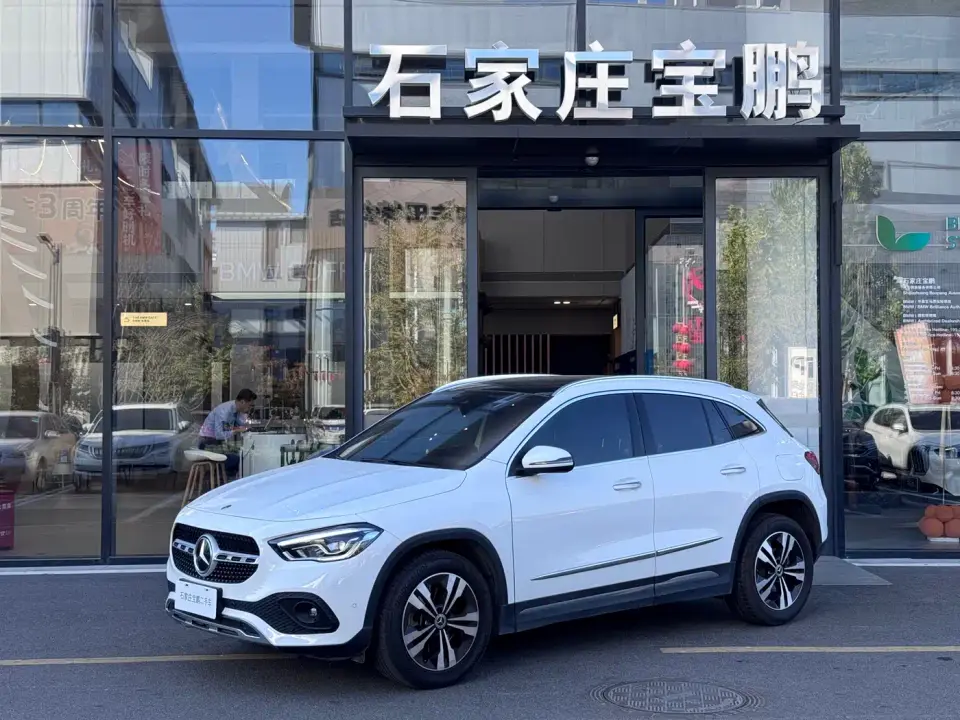 Mercedes-Benz GLA-Class GLA 220 2023