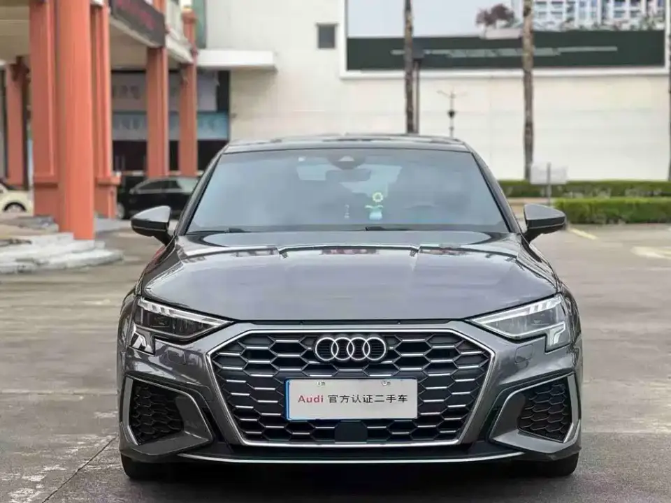 Audi A3 Sportback 35 TFSI Luxury Sport 2021