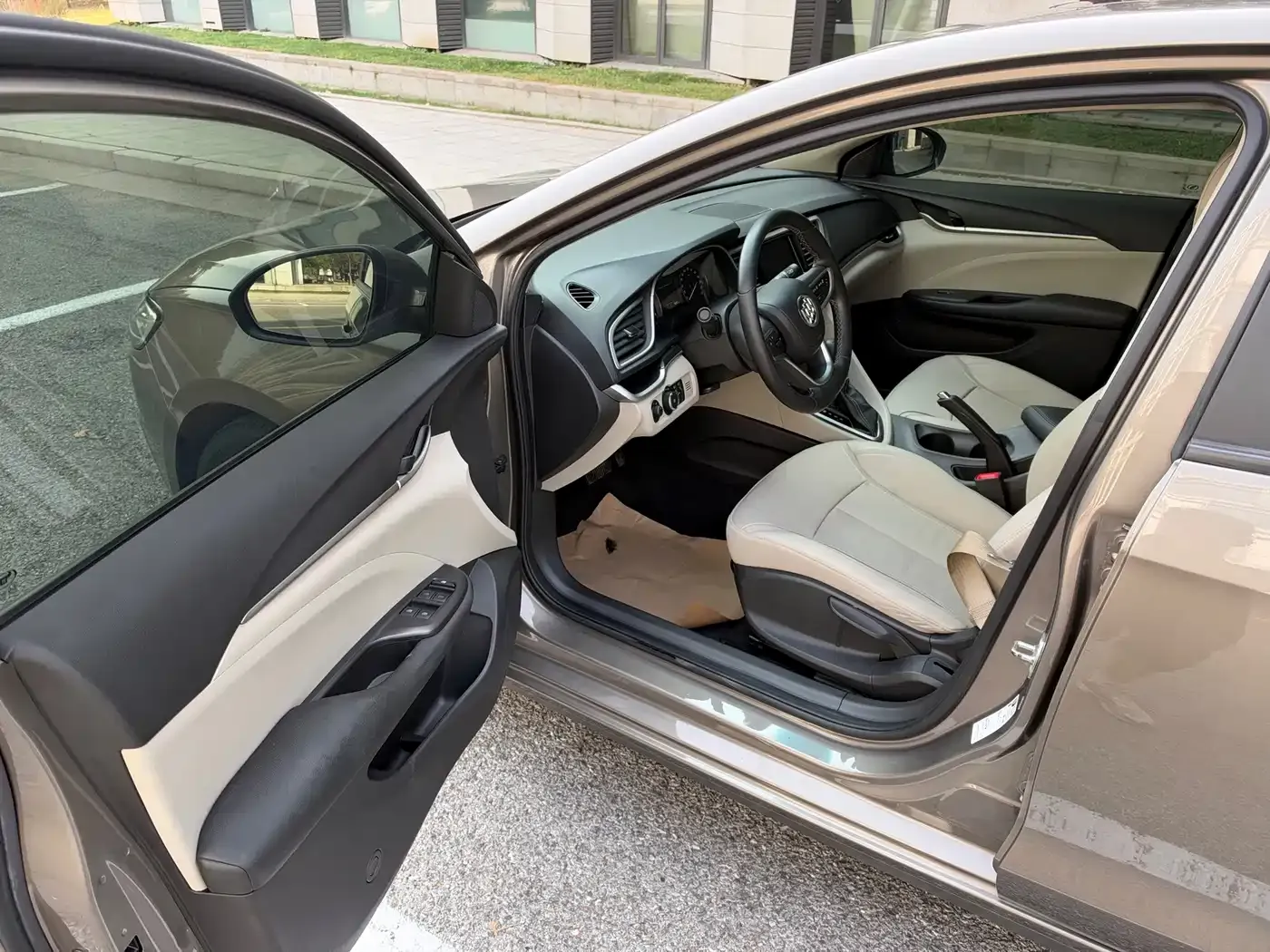 Buick Excelle 15T DCT Connected Elite Type China VI 2020 — фото 6