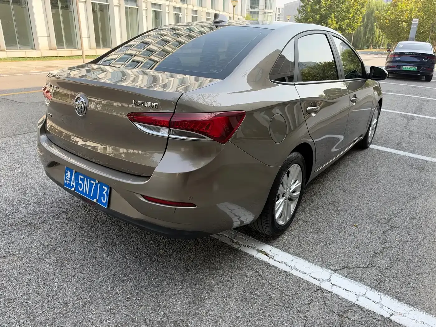Buick Excelle 15T DCT Connected Elite Type China VI 2020 — фото 4