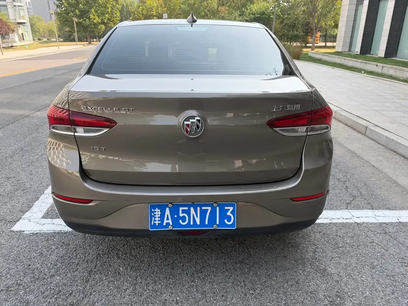 Buick Excelle 15T DCT Connected Elite Type China VI 2020 — фото 3