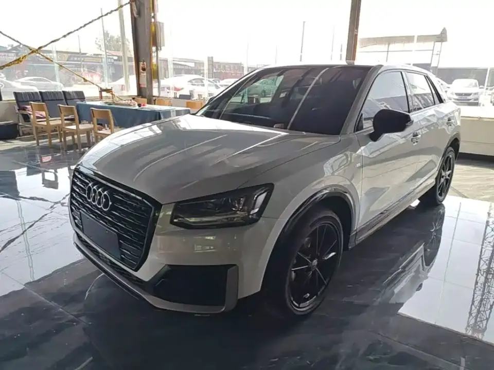 Audi Q2L 35 TFSI Progressive Dynamic Model 2020