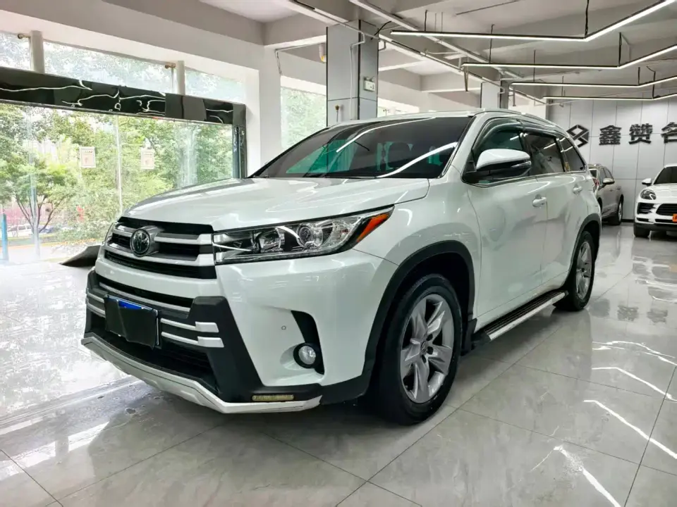 Toyota Highlander 2.0T AWD Luxury 7-Seater 2022