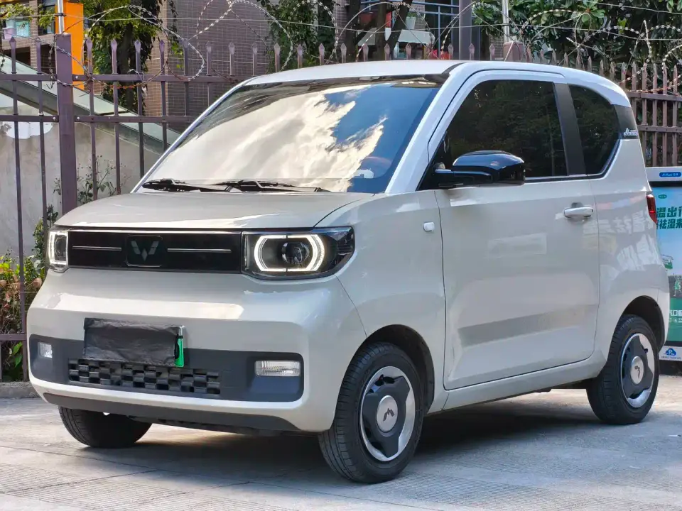 Wuling Motors Hongguang MINIEV Macaron Premium LFP 2023