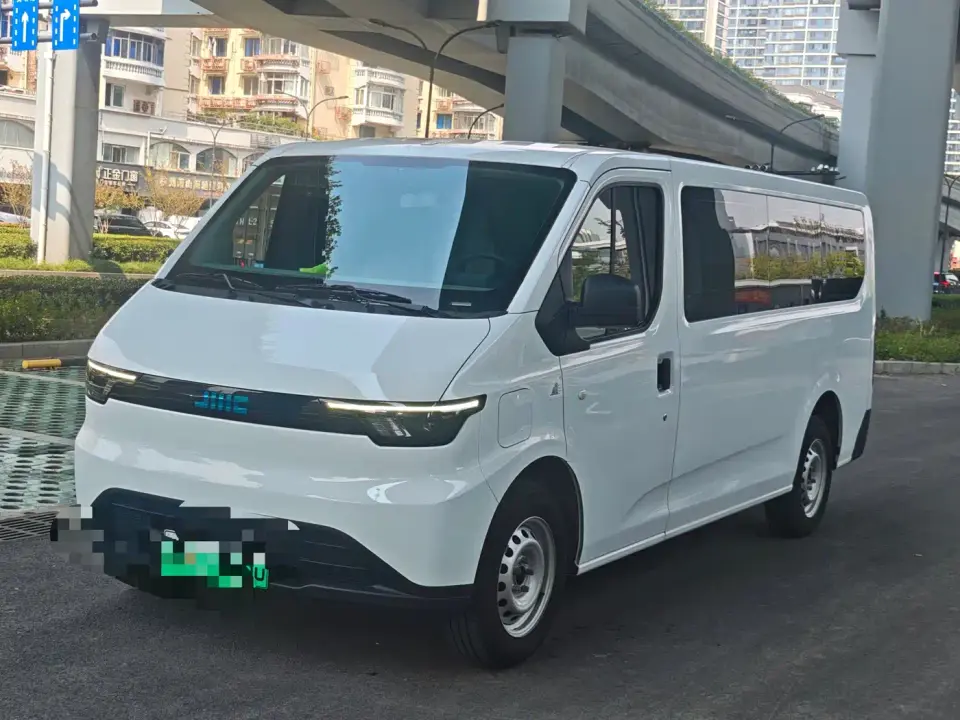 Jiangling E-Fushun Clear Window Version 53.58kWh Medium Wheelbase Low Roof 2025