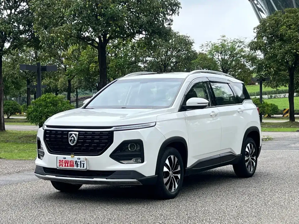 Baojun 530 1.5T CVT Premium Connect 5-seater 2020