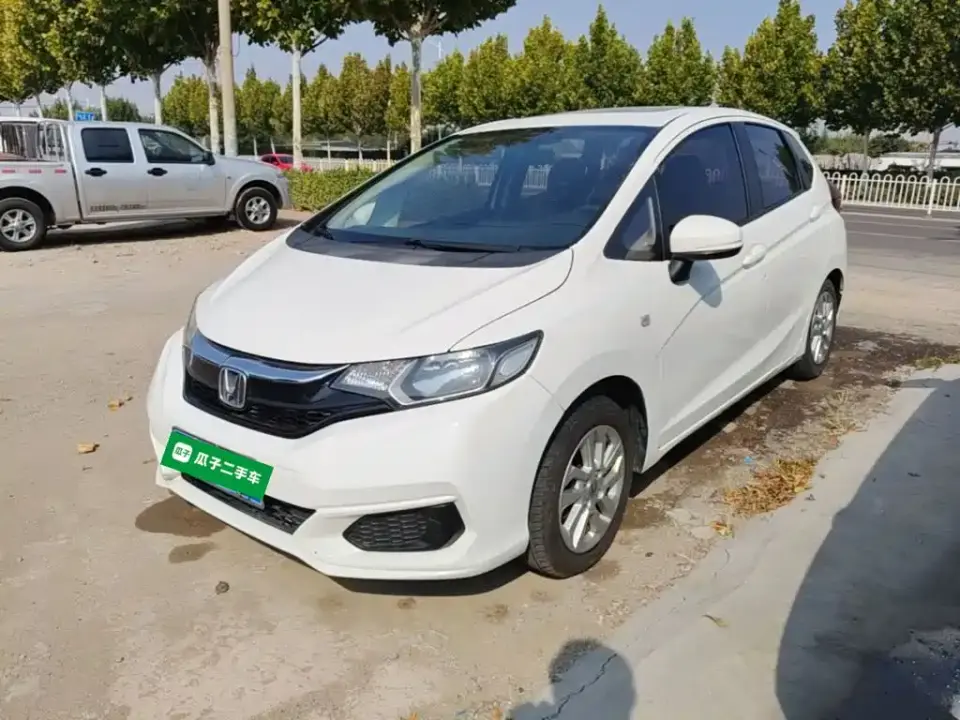 Honda Fit 1.5L CVT Comfort Sunroof Edition 2019