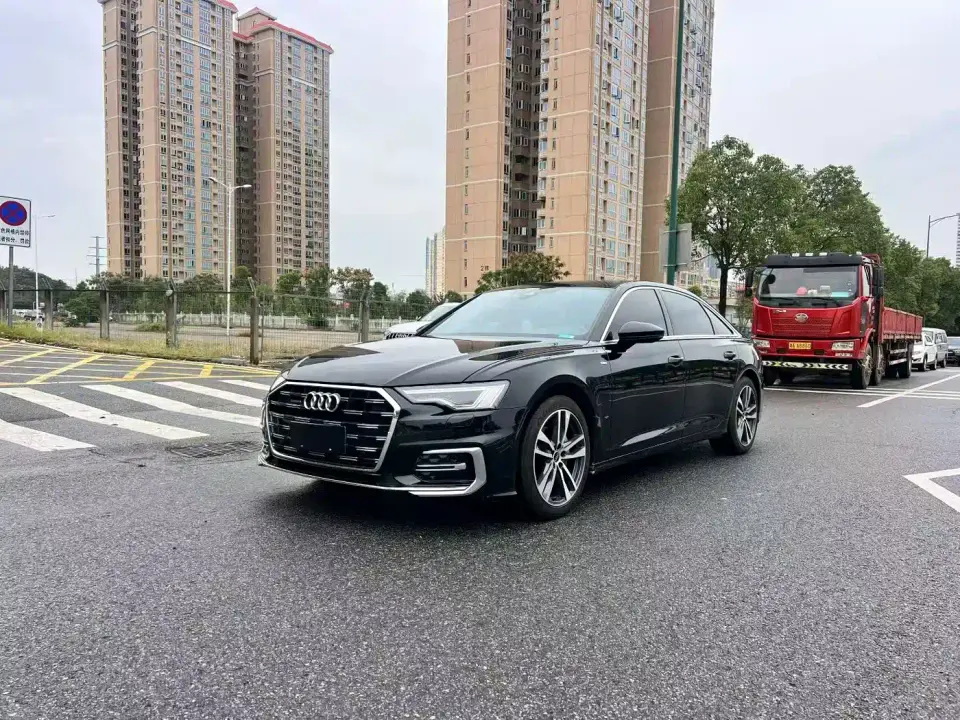 Audi A6L 40 TFSI Luxury Sport 2025