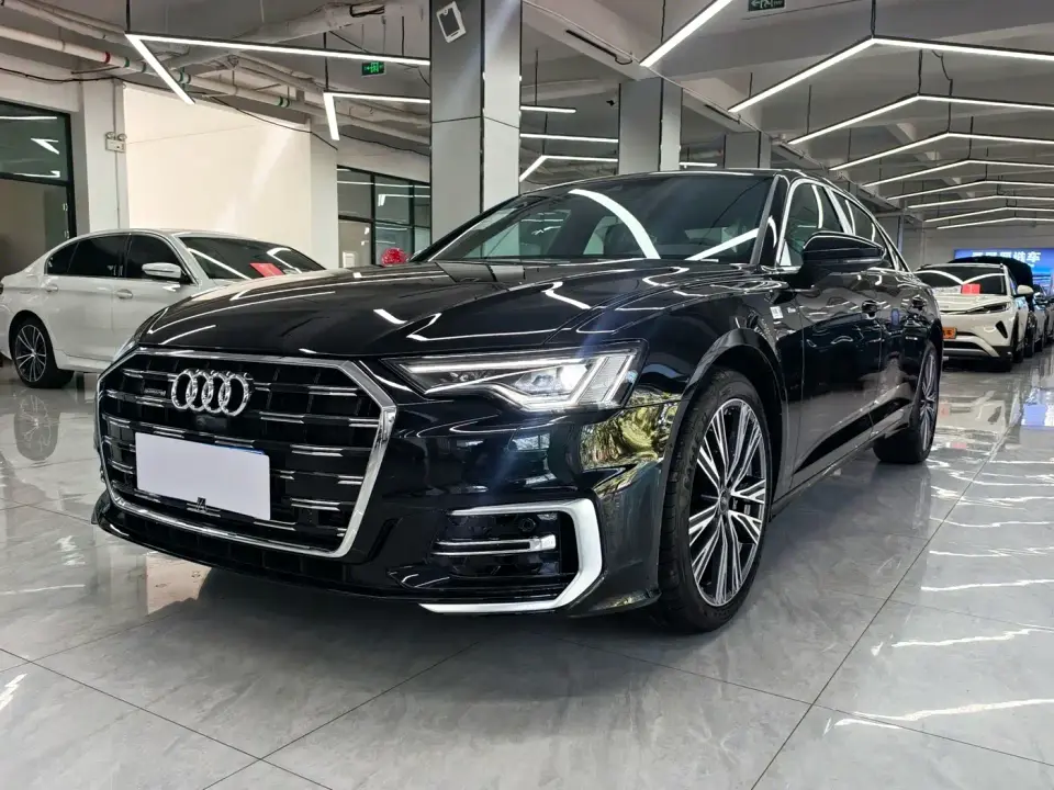 Audi A6L Model Year 45 TFSI quattro Premium Dynamic 2026