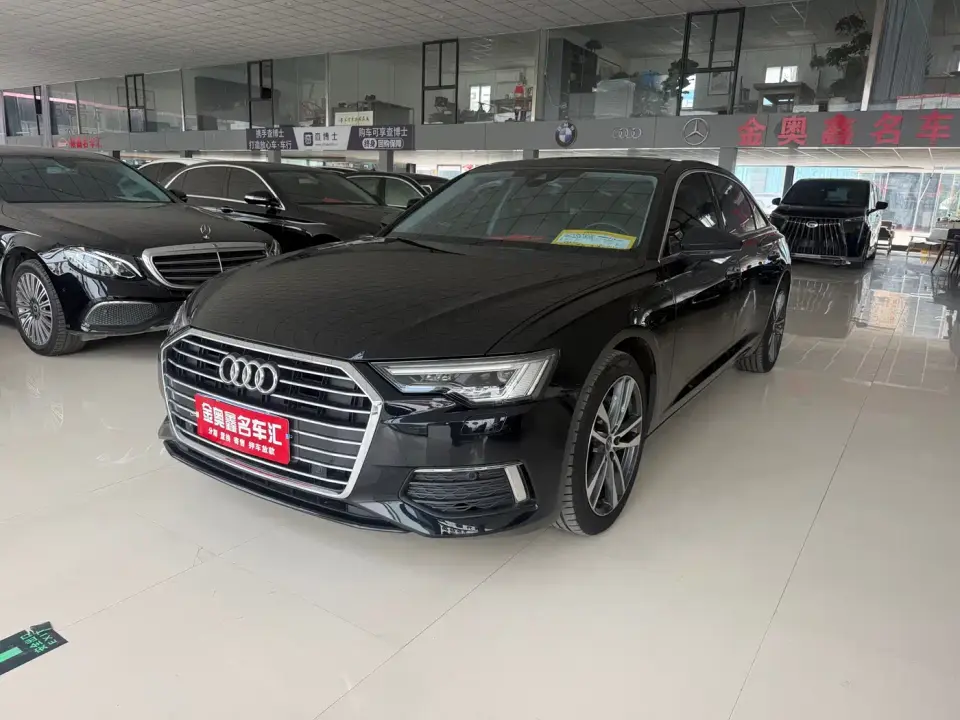 Audi A6L 40 TFSI Luxury Dynamic 2022