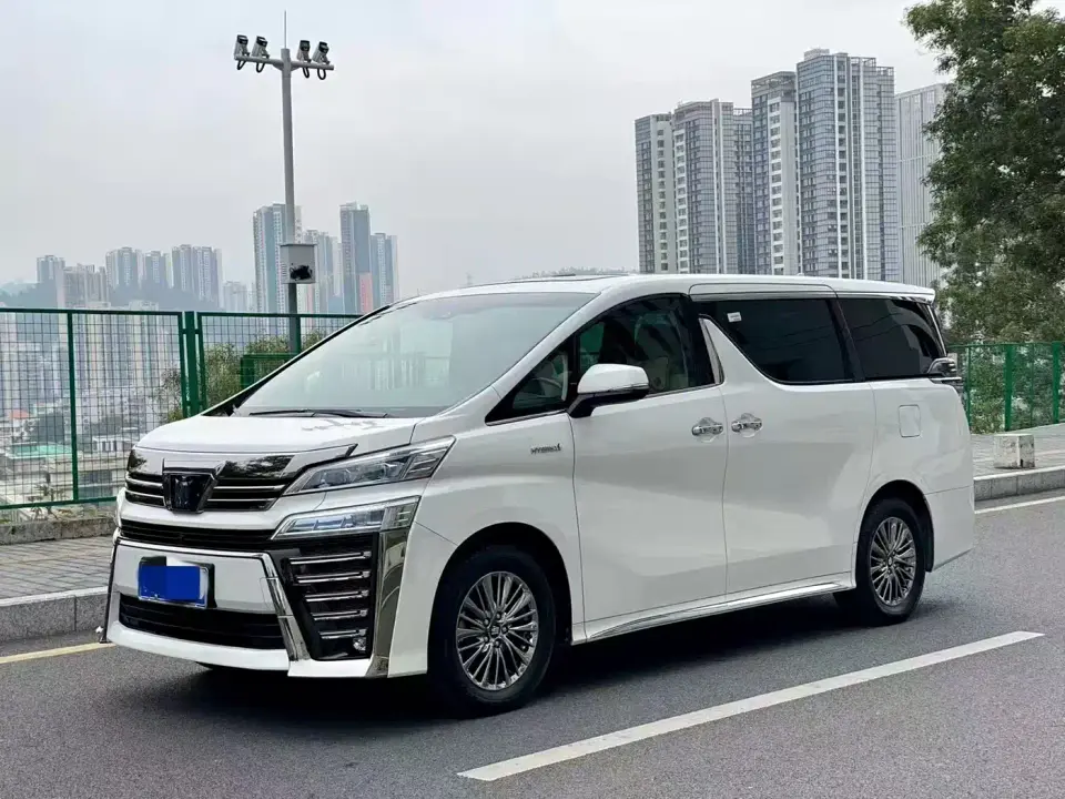 Toyota Vellfire Crown Hybrid 2.5L HV Supreme Edition 2022