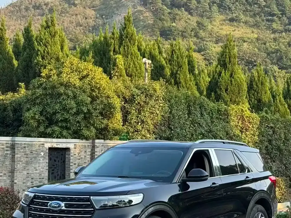 Ford Explorer EcoBoost 285 AWD Trend Edition 7-Seater 2020