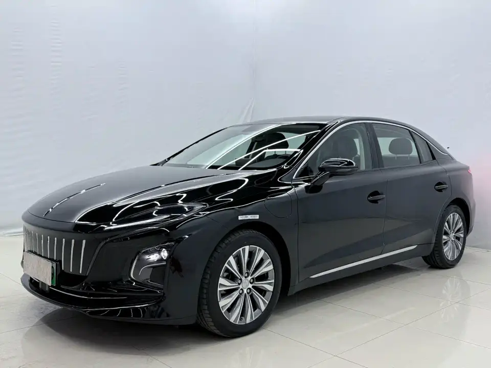 Hongqi E-QM5 500km Travel Edition 2024
