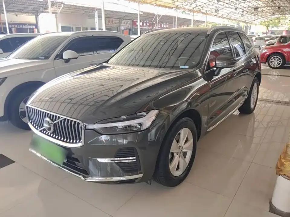 Volvo XC60 B5 AWD R-Design 2021