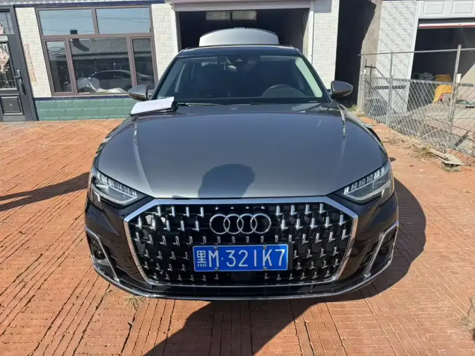 Audi A8 Model A8L 50 TFSI quattro Premium Selection 2026
