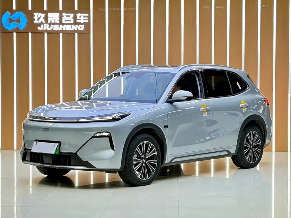 Geely Galaxy Galaxy Starship 7 EM-i 135km Spaceship Edition 2025