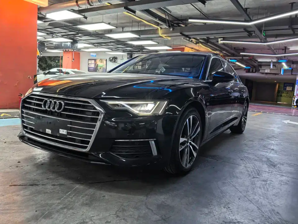 Audi A6L 45 TFSI Premium Elegance 2022