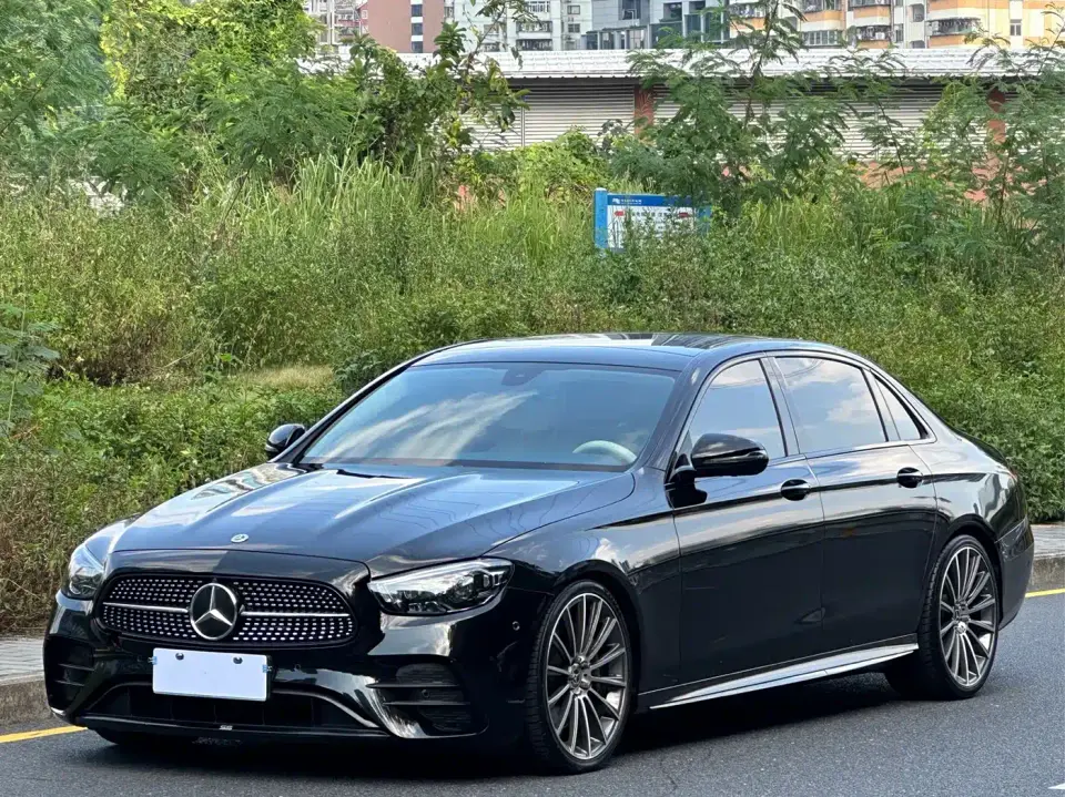 Mercedes-Benz E-Class Facelift E 300 L Sport Fashion Style 2022