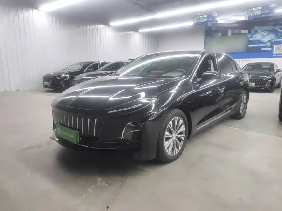 Hongqi E-QM5 620km PLUS 2023